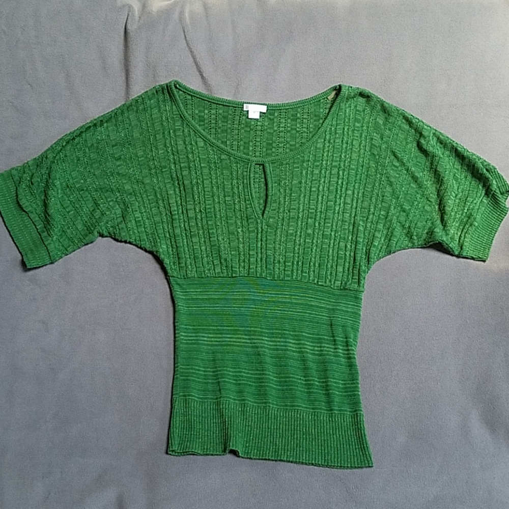 Green sweater Medium